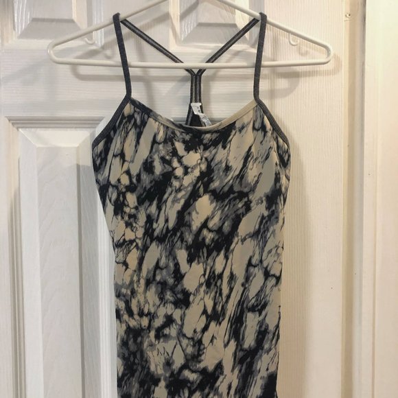 Lululemon Power Y Tank - Picture 2 of 3